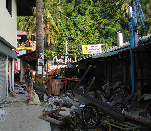 Tsunami Thailand Phi Phi Island 2004